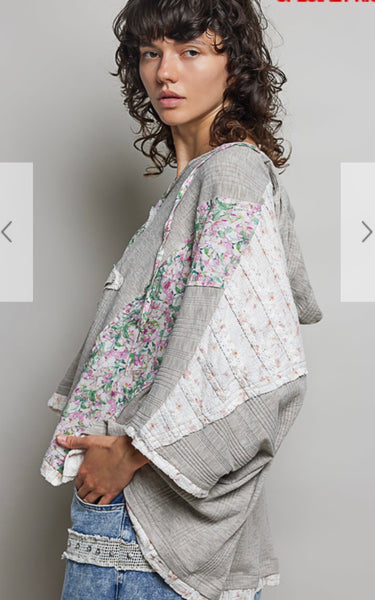 POL Light Gray Star Applique Hoodie Top