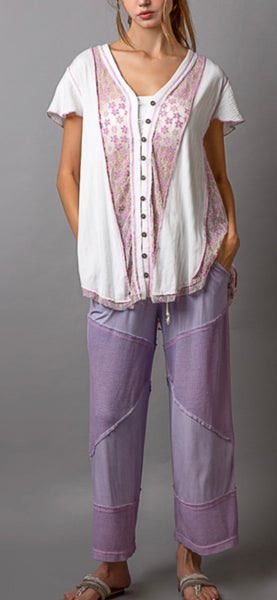 POL Short Sleeved Pink White Floral Accented Top
